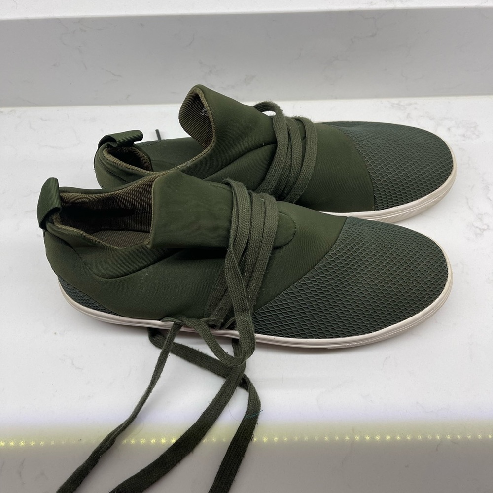 Steve Madden Lancer size 11